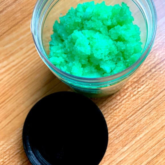 Body Scrub and Face Scrub - Picture 3 of 5